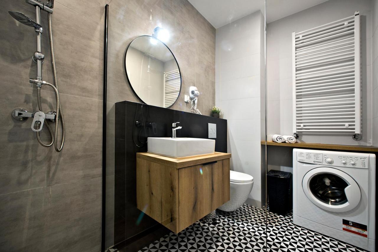 Komputerowa Serviced Apartments By P&O Varsavia Esterno foto