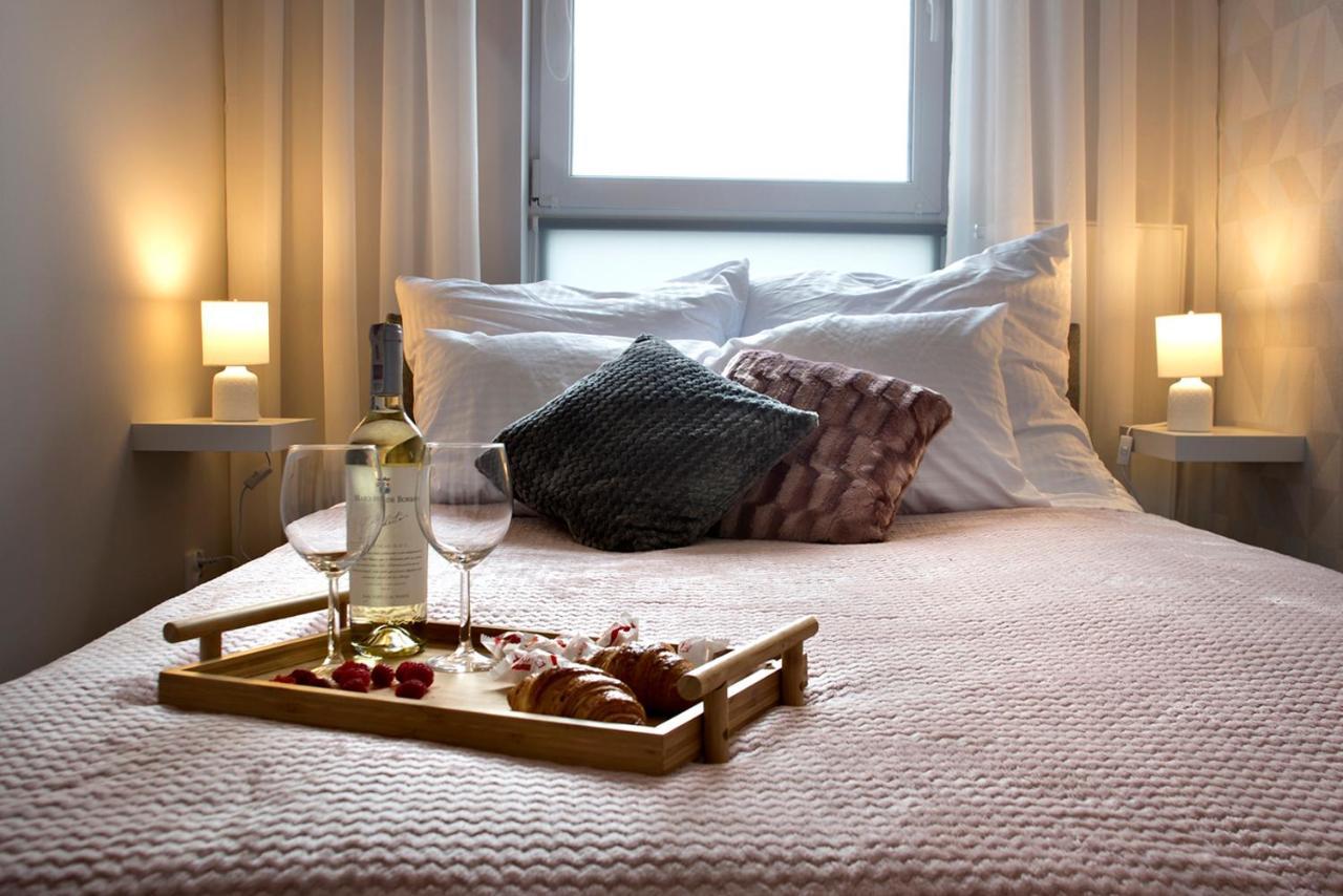 Komputerowa Serviced Apartments By P&O Varsavia Esterno foto