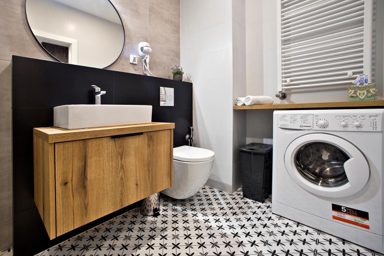Komputerowa Serviced Apartments By P&O Varsavia Esterno foto